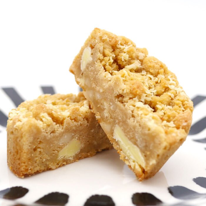 White Macadamia nut