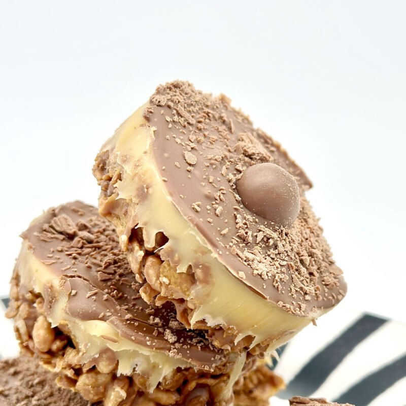 Chocolate caramel crunch cookies